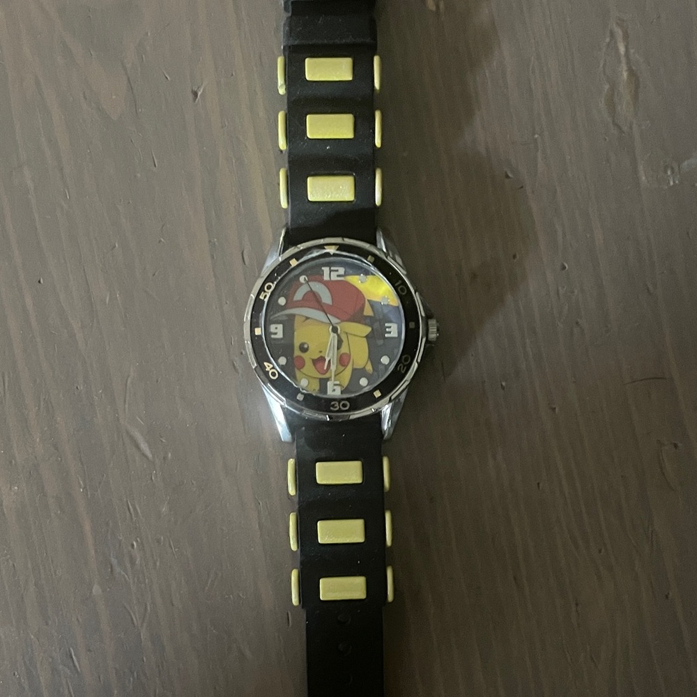 Black and Yellow Character Watch